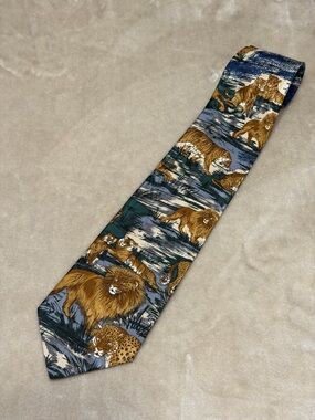 Vintage Lost Kingdom Safari Animal Lion Tiger Tie